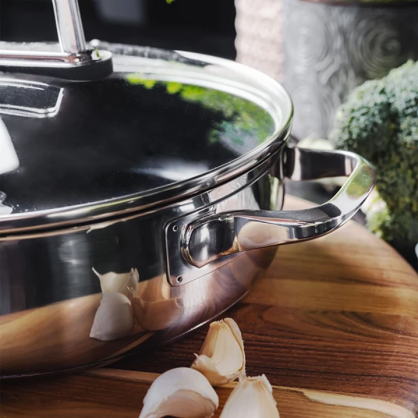 Frypan / Gratin Pan Ø 26 cm H: 7 cm with Lid — Saturn Lunasol