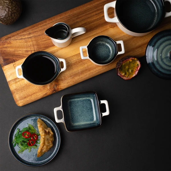 Bowl square with handle 7.8 x 7.8 cm H: 3.4 cm — Gaya Atelier Night Sky / white