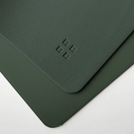 Placemat rectangle PVC green 45 x 32 cm — Elements Ambiente