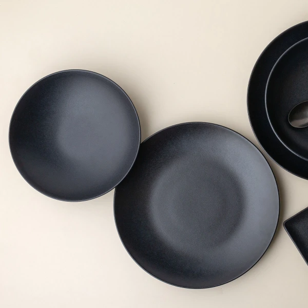 Talíř plytký 27 cm Set 4 ks — BASIC Lunasol černý matný
