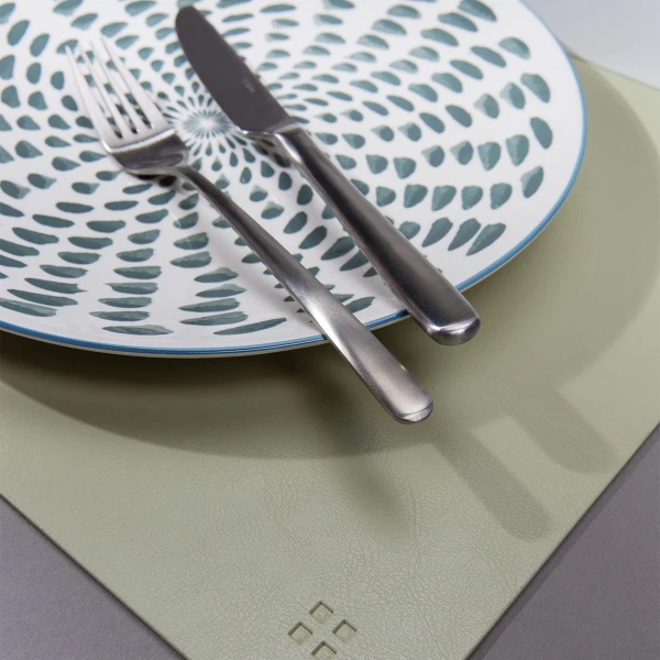 Placemat rectangle PVC olive 45 x 32 cm — Elements Ambiente