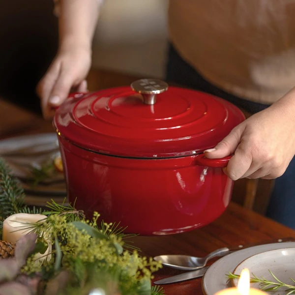 Enameled Cast Iron Pot red Ø 24 cm — Jupiter Lunasol