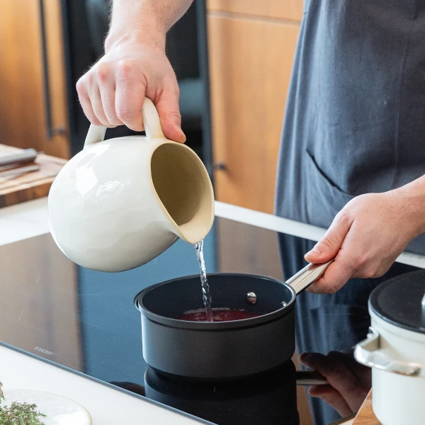 Pitcher 1.7 lt — Gaya Elements Quest North
