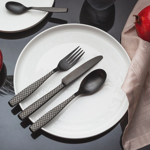 Flat Plate U-Coupe 28 cm — Gaya Atelier white
