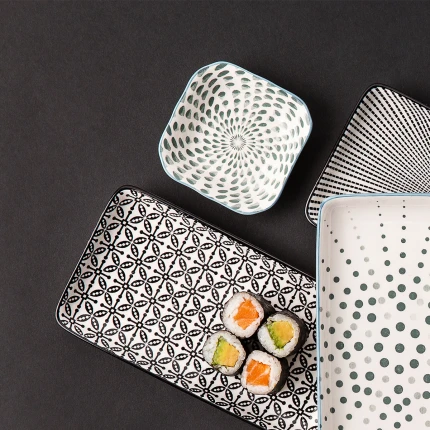 Dish square 9 x 9 cm H: 2.5 cm — Gaya Elements Water