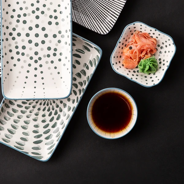 Dish round ø 7.8 cm H: 2.8 cm — Gaya Elements Earth
