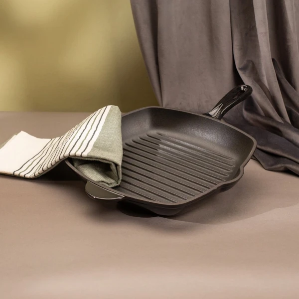 Enameled Cast Iron grill pan black 27 x 27 cm — Jupiter Lunasol