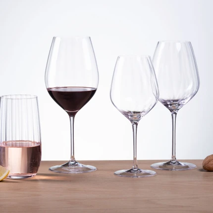 Pohár na červené víno 660 ml — Optima Line Glas Lunasol