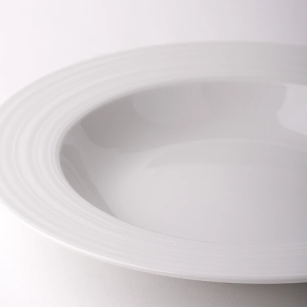Talíř hluboký s okrajem Deco 22 cm sada 6 ks — UNIVERS bílý