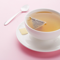 Podšálka / Čaj pre jedného - RGB biely lesklý Lunasol